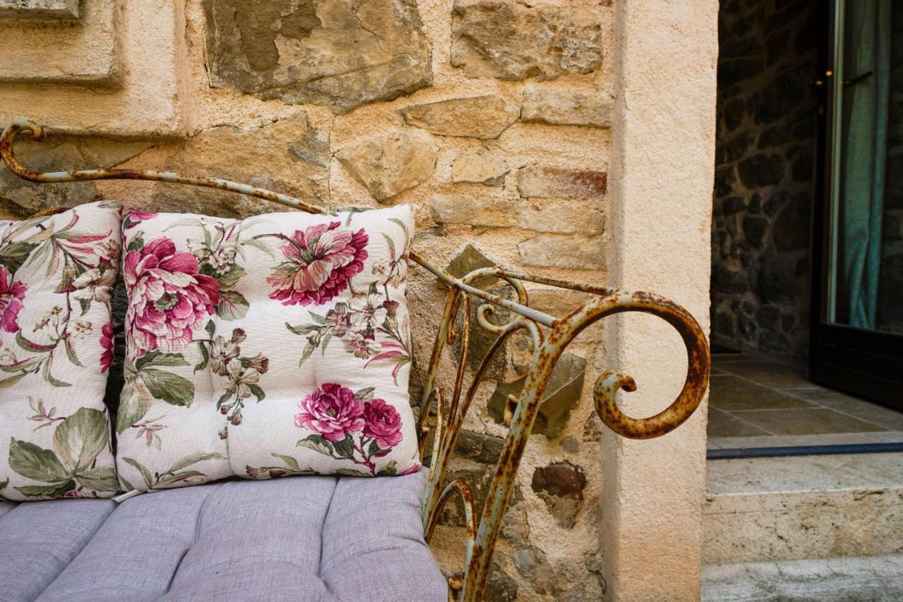 Inn Piazza In Montemerano, The Heart Of Tuscany Buitenkant foto